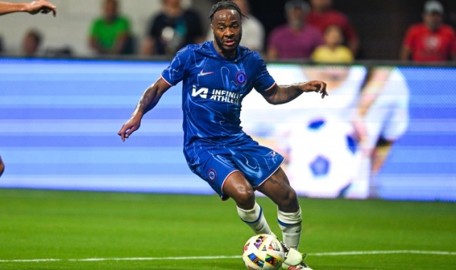 罗马诺：斯特林预计将在未来几天离开切尔西，目前各方谈判在进行